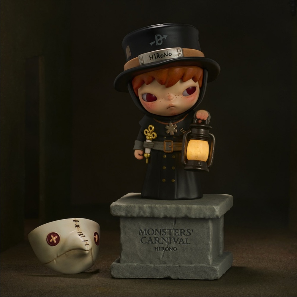 Hirono Monster Carnival series - Doctor Beak